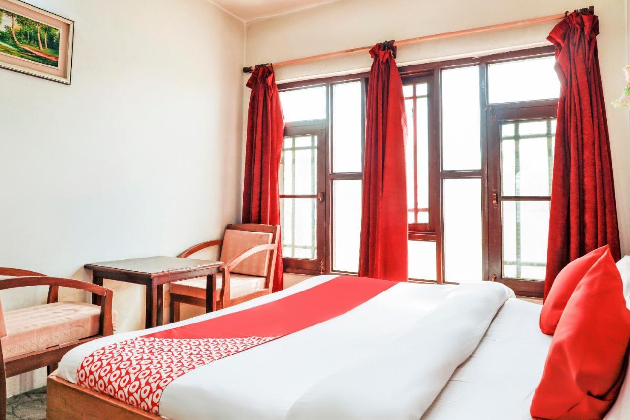 Oyo 72225 Hotel Dilshan Срінагар Екстер'єр фото